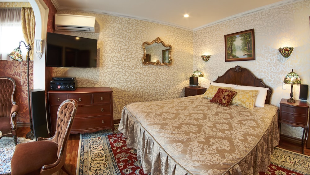Park Terrace Suite photo 1