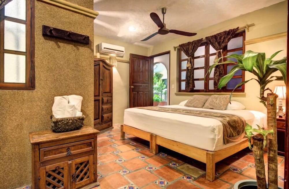 Room, 1 King Bed