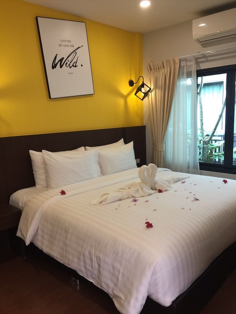 Superior Room, Garden View - Photo 7