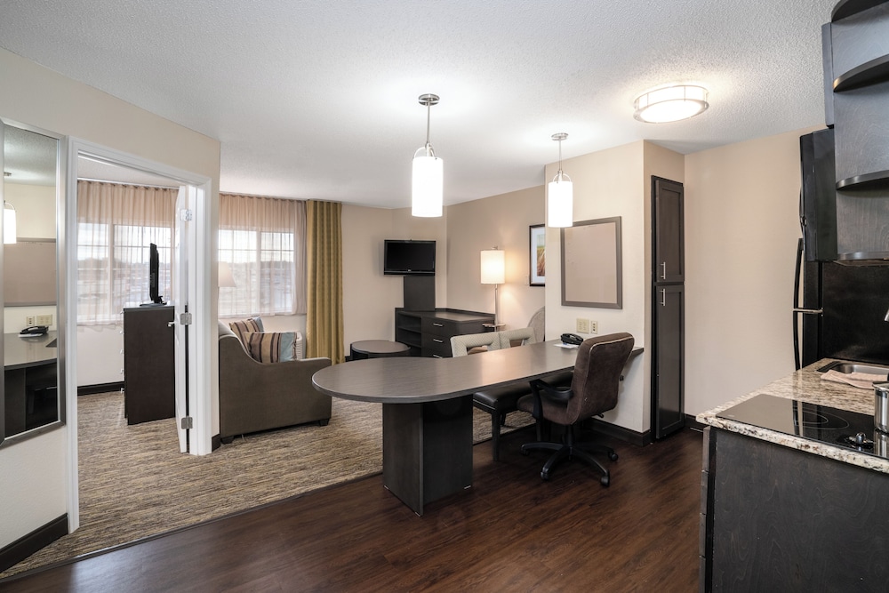 Suite, 1 Bedroom photo 3