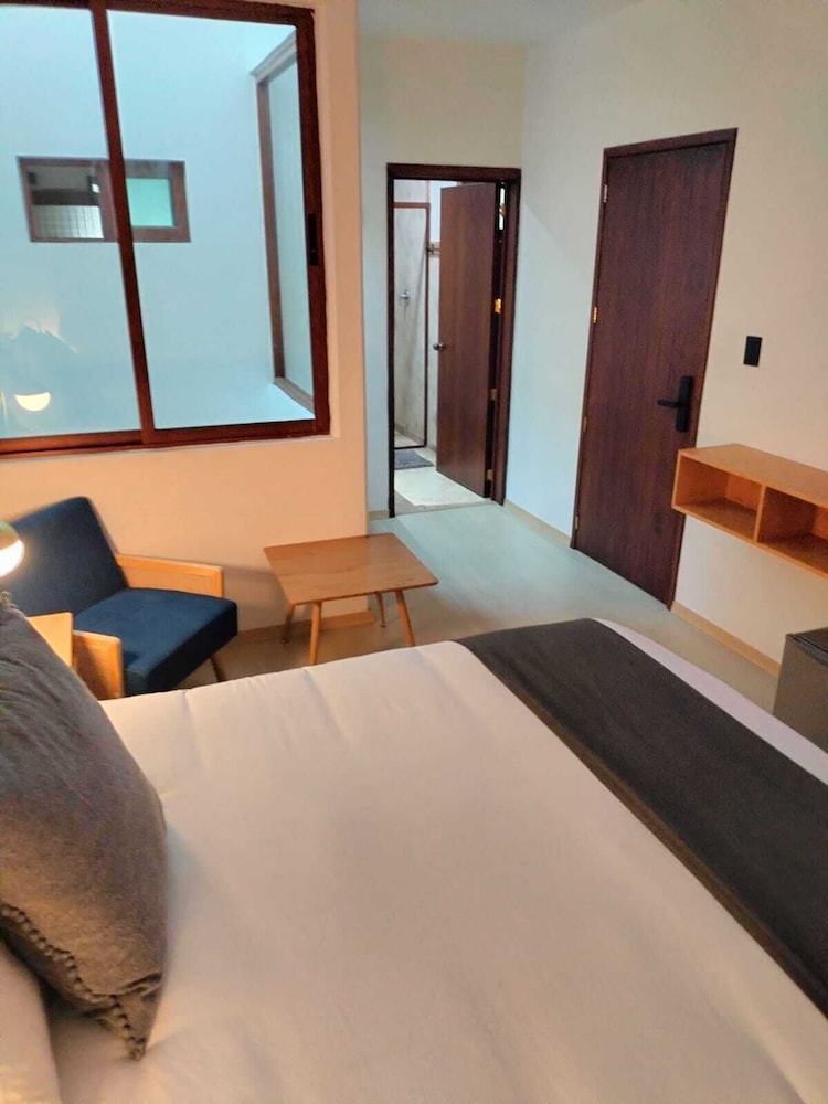 Double Room (1) photo 2