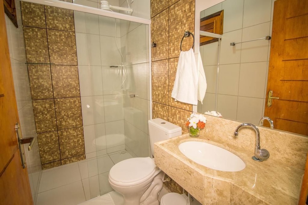 Standard Triple Room - Photo 4