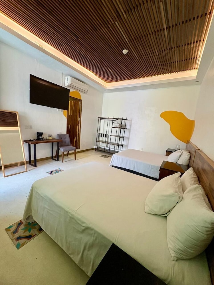 Deluxe Double Room photo 2