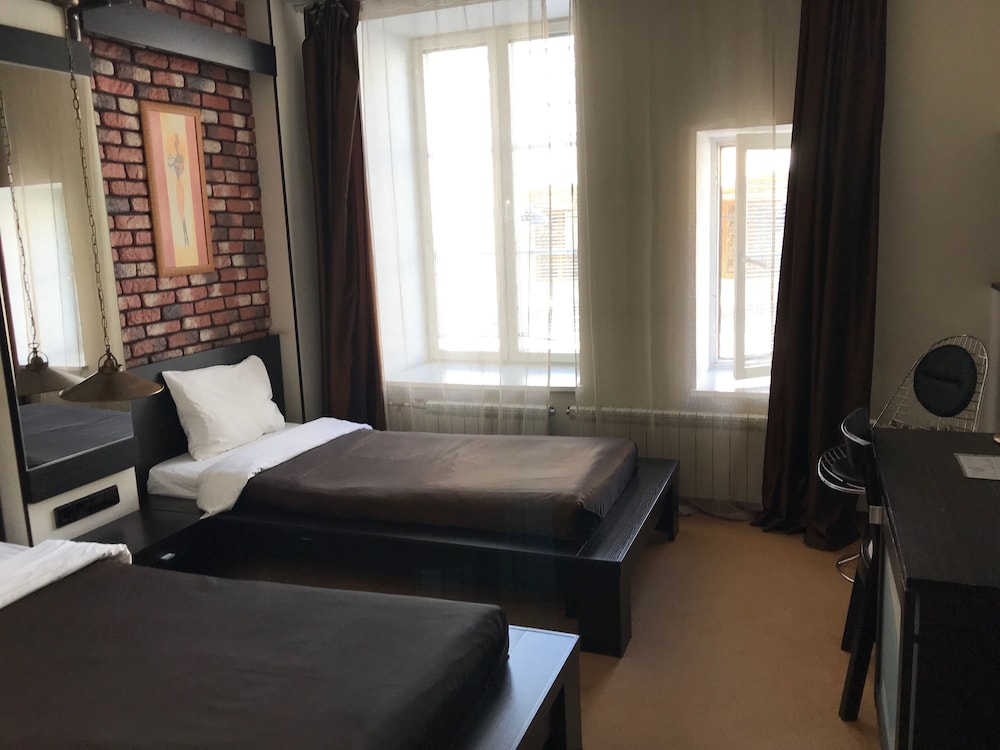 Standard Twin Room, 2 Twin Beds photo 3