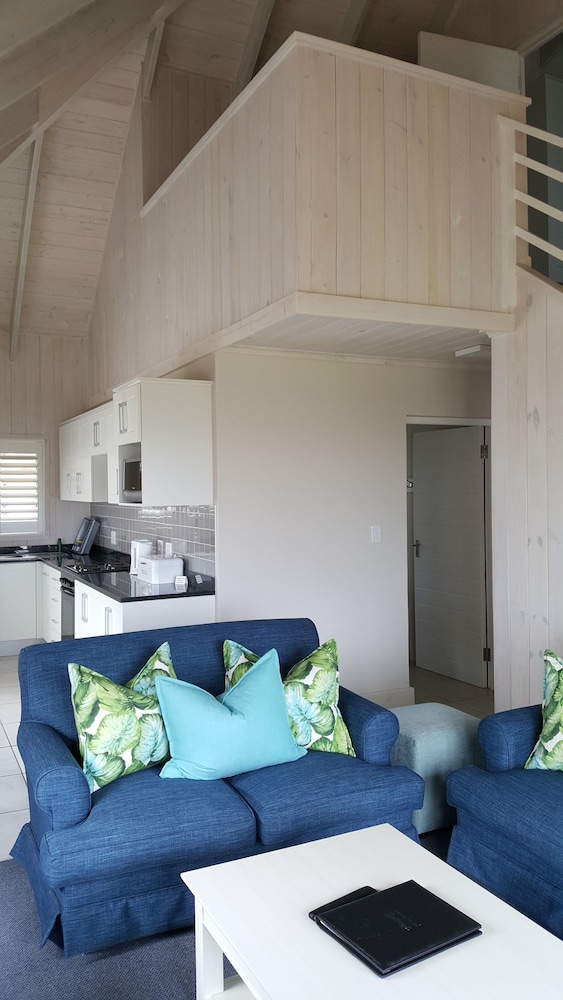 Sea View Chalet B 24 (2 or 3 people) photo 2