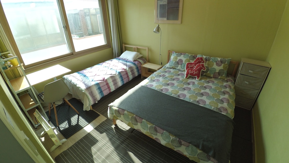 Family Room (Koreans Not Allowed) photo 1