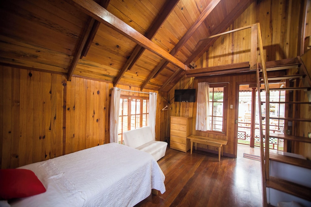Deluxe Cabin photo 2