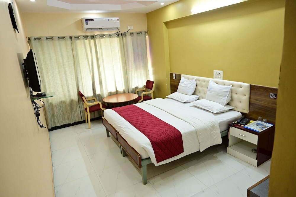 Deluxe Double Room photo 3