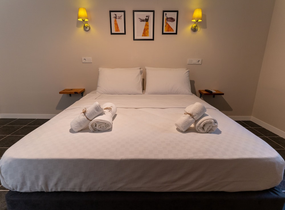 Standard Room, 1 Double Bed (No:1,2) photo 3