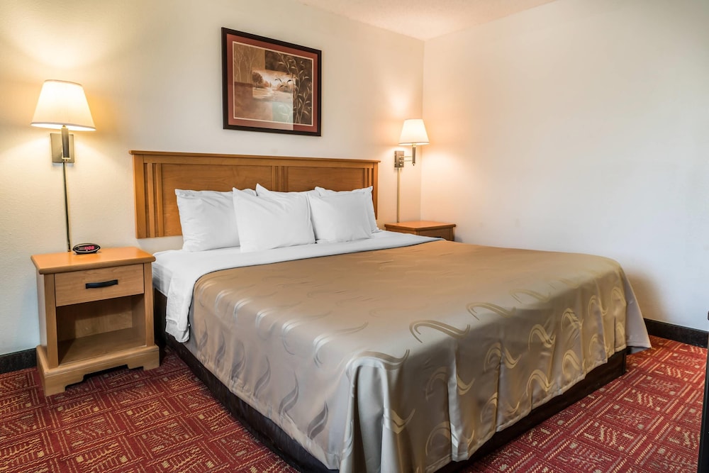 Room, 1 King Bed, Accessible, Non Smoking photo 3
