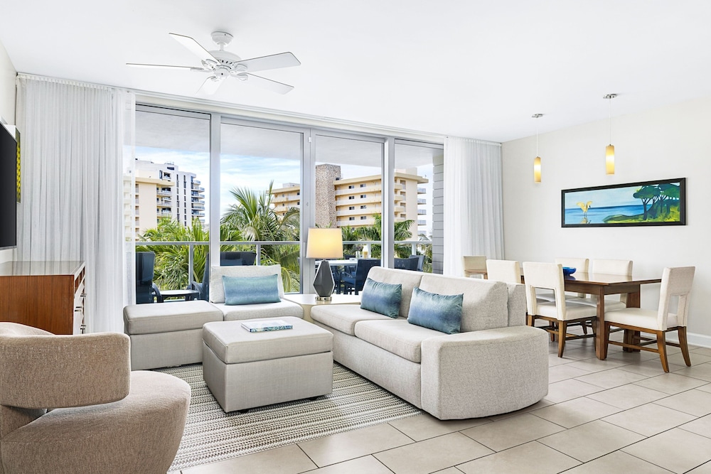 Villa, 2 Bedrooms, Balcony (Poolside) - Photo 1