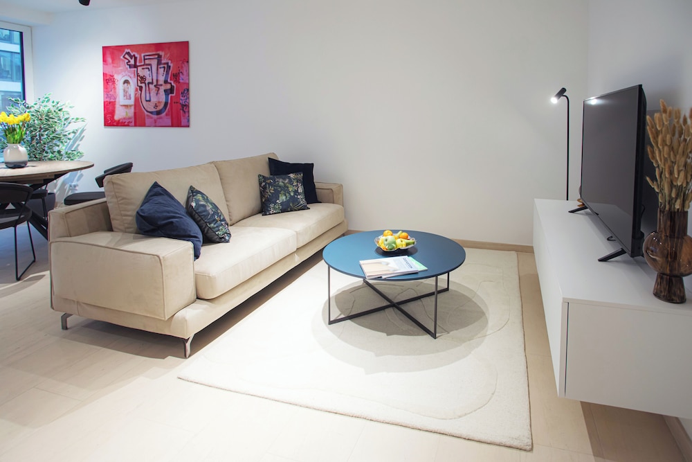 Luxury Apartment, 1 Bedroom, City View (Apartment Eisch) photo 3