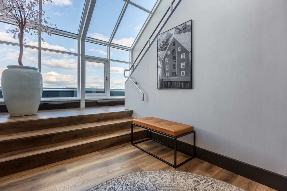 Presidential Suite, River View