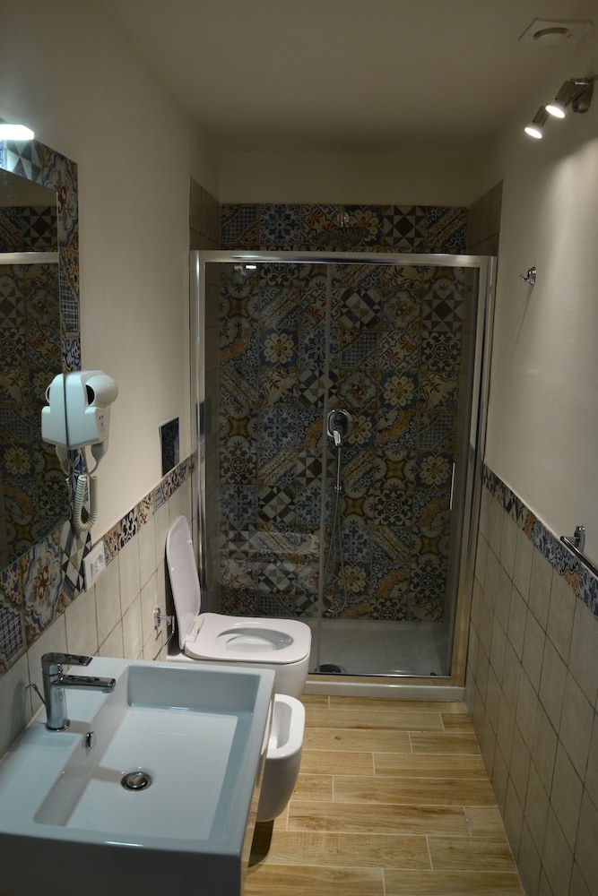 Superior Triple Room, Multiple Beds, City View (Seggesta) photo 3