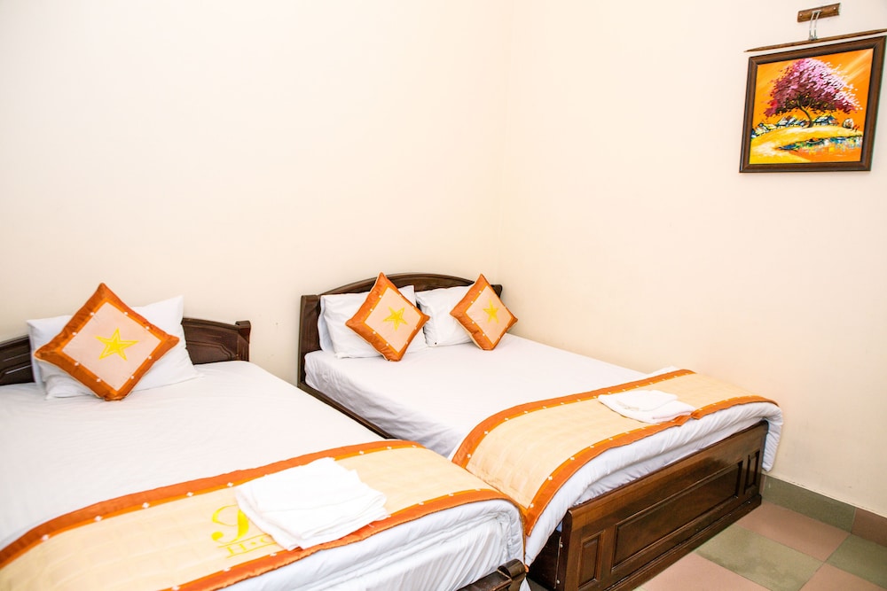 Deluxe Twin Room photo 3