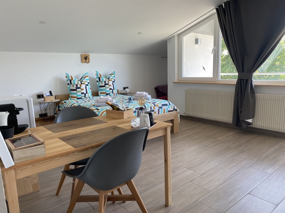Comfort Double Room, Ensuite, Garden View (Chambre Pink Lady) - Photo 38