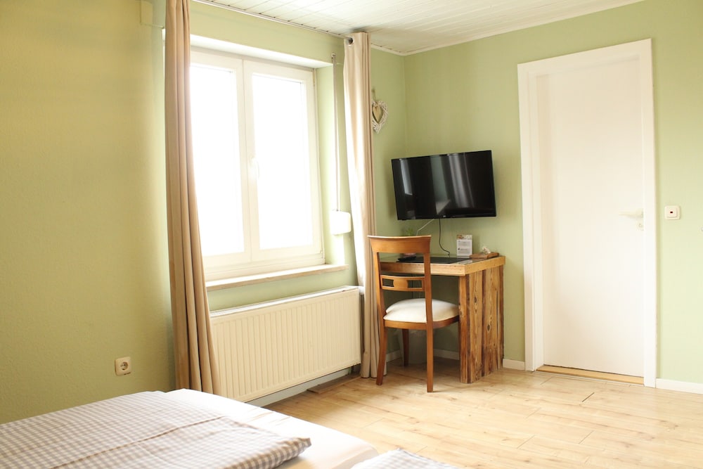 Standard Double Room photo 2