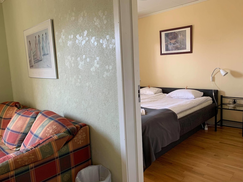 Hotel Room photo 3