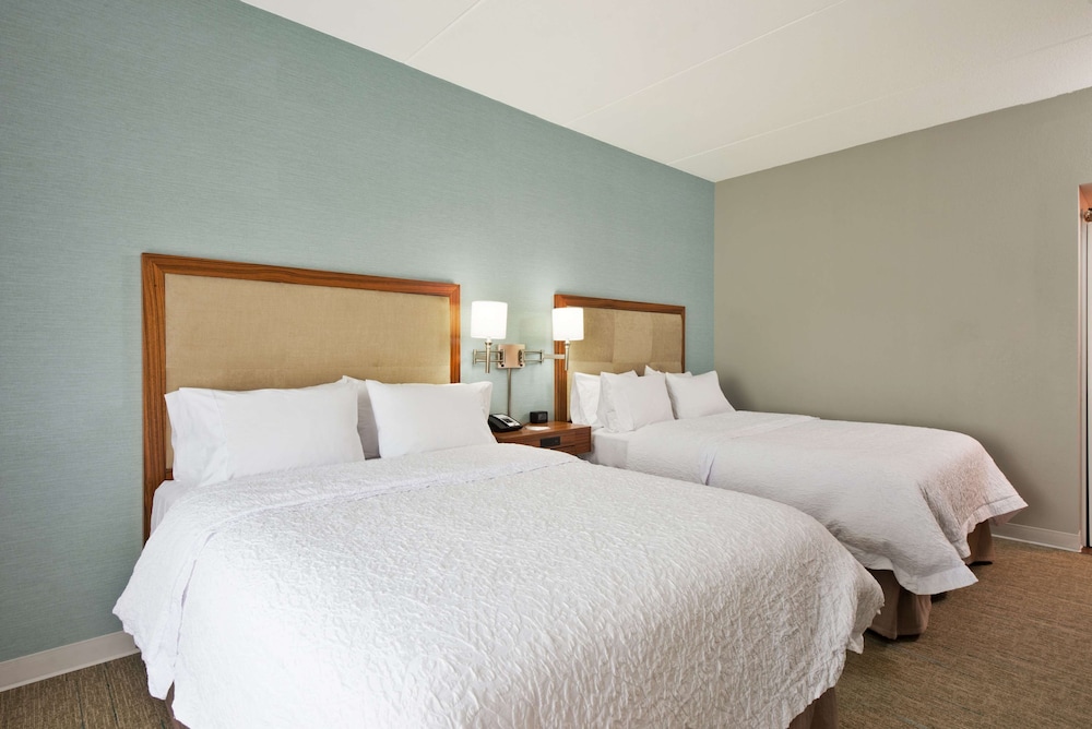 Room, 2 Queen Beds, Accessible photo 3