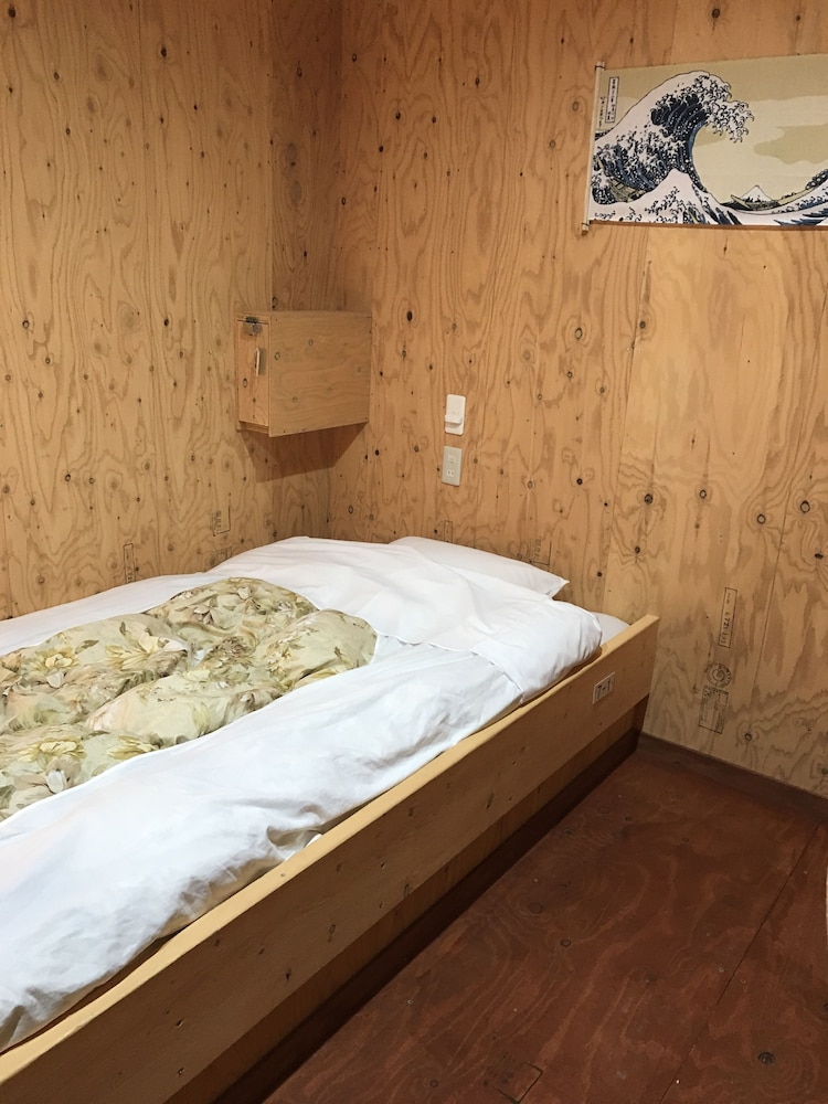 Shared Dormitory, Mixed Dorm (Up to 2 guests) photo 3