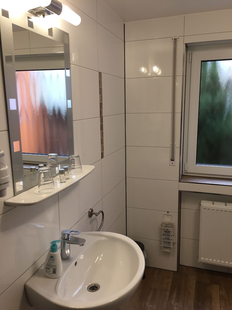 Basic Triple Room - Photo 2