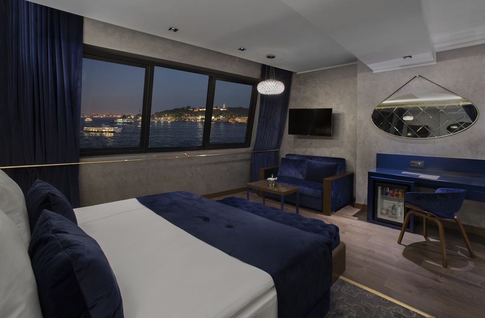Penthouse, Suit Room with Sea View photo 3