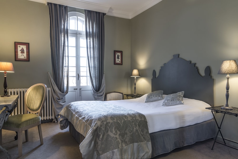 Double or Twin Room - Photo 1