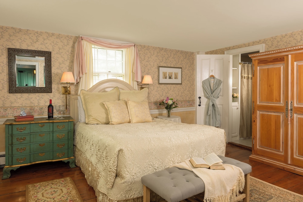 Traditional Room, 1 Queen Bed photo 1
