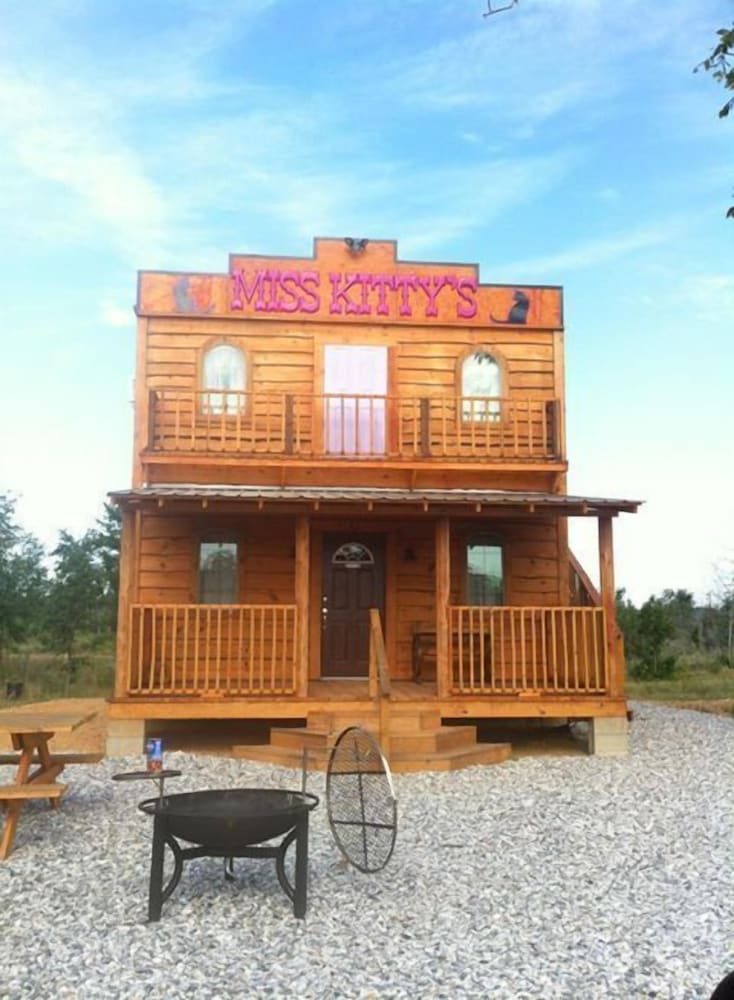 Grand Cabin photo 2
