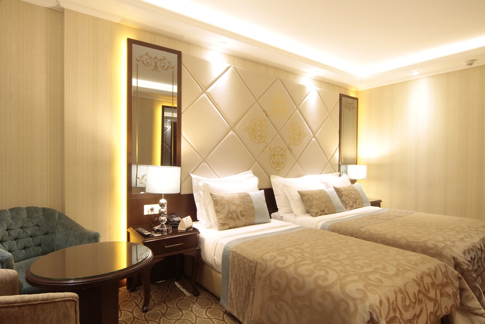 Superior Double or Twin Room photo 1