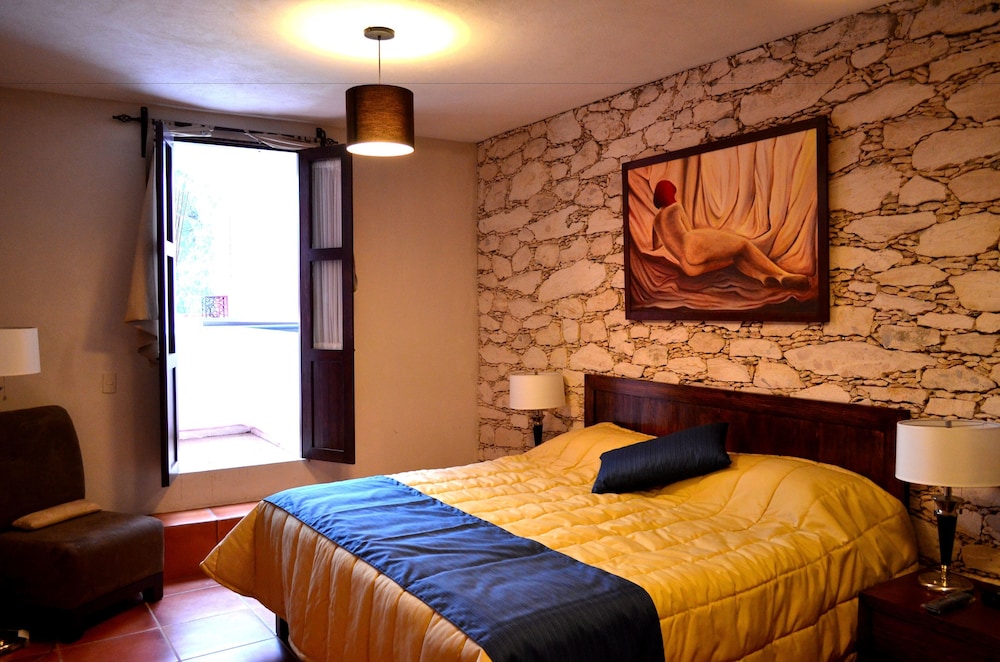 Master Room photo 3
