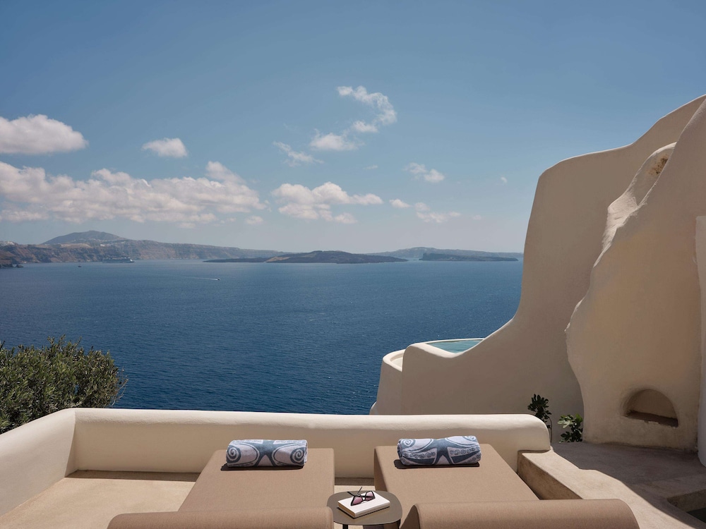 Cave Pool Suite - Photo 2