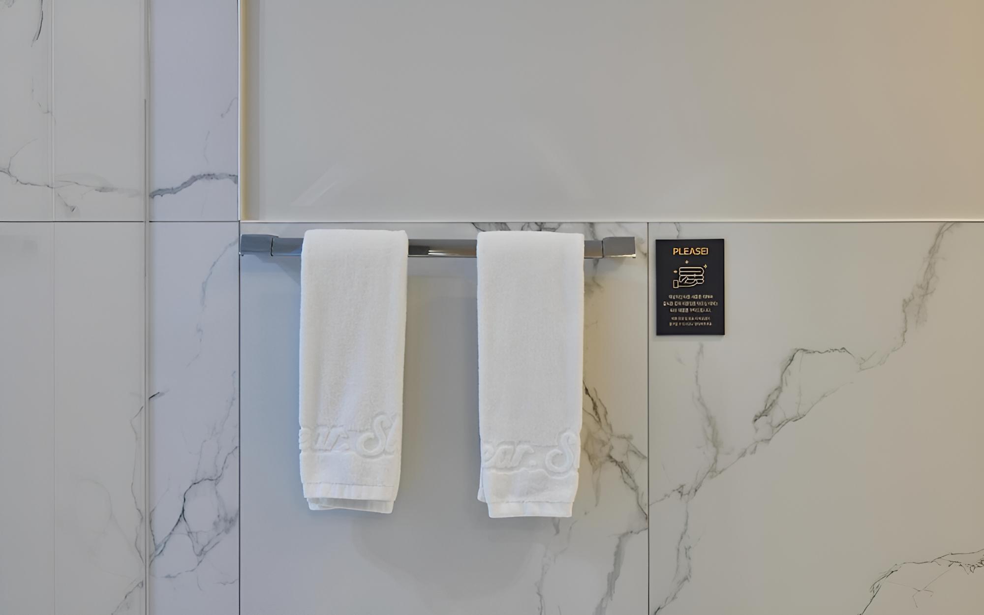 Room (VIP + bath product PKG (king bed) (55) - Photo 6