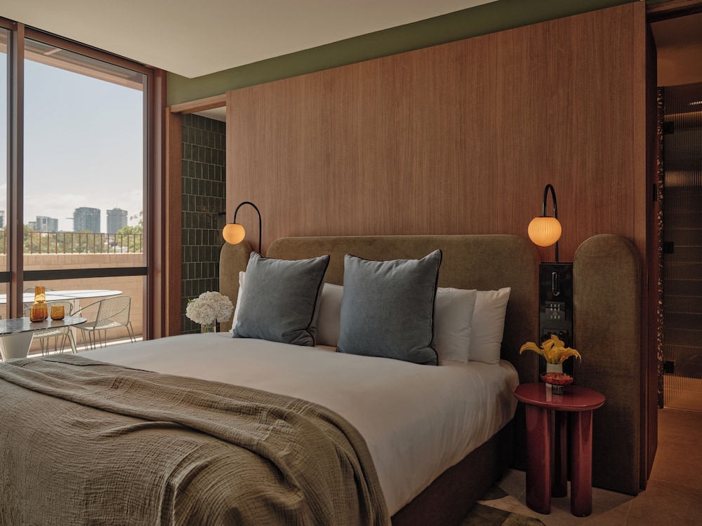 Sunset Suite
