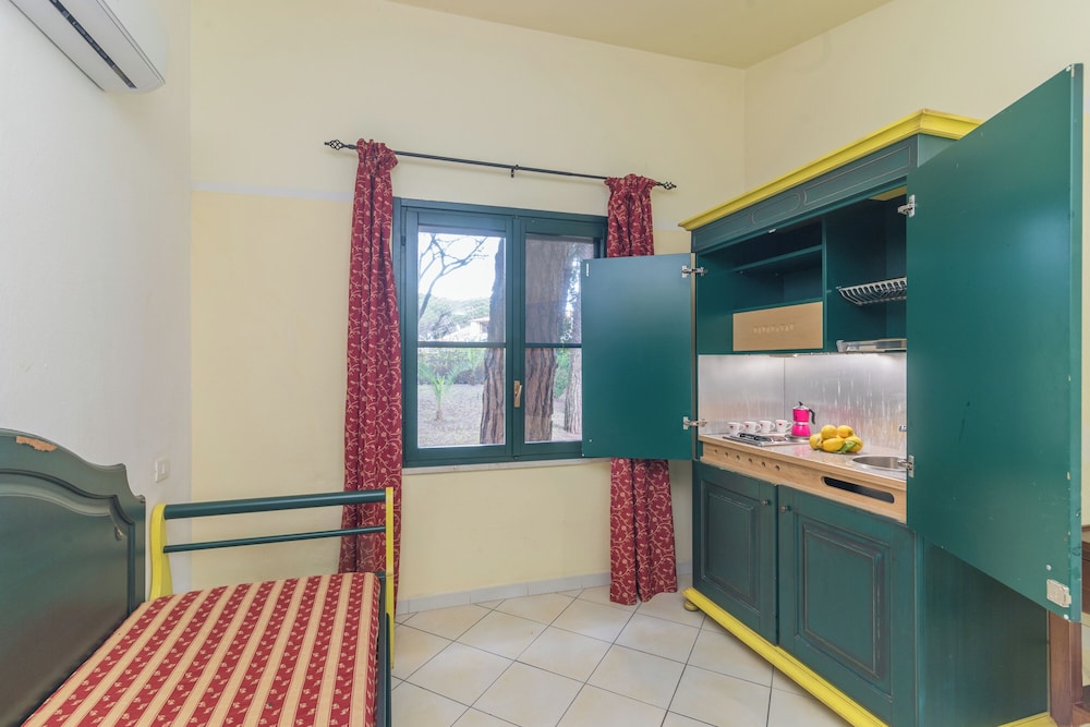 Standard Apartment, 1 Bedroom (6 Ala Birdi Cottage 150m From The)