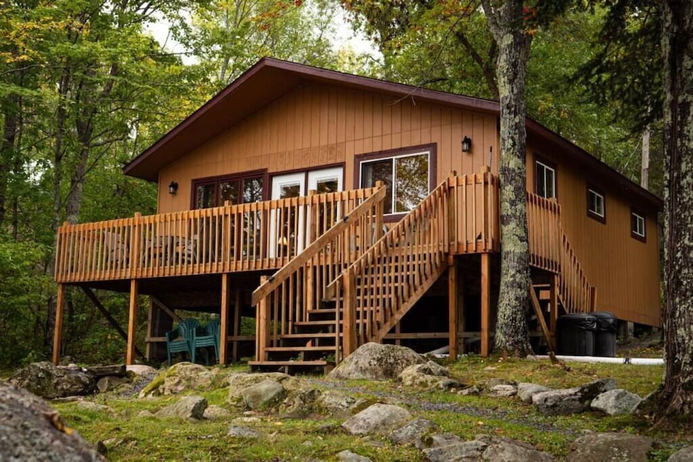 Wolfs Den Cabin-Lakeside 2 Bedroom Wolf's Den Cabin on Kab photo 1