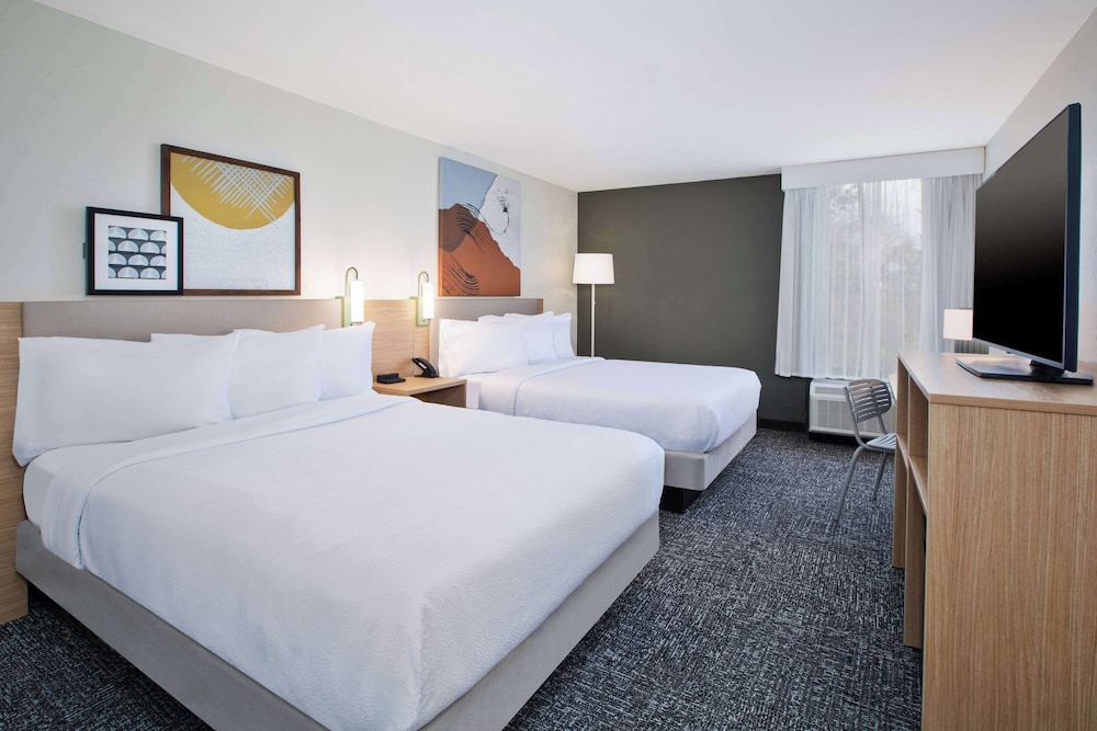 Room, 2 Queen Beds