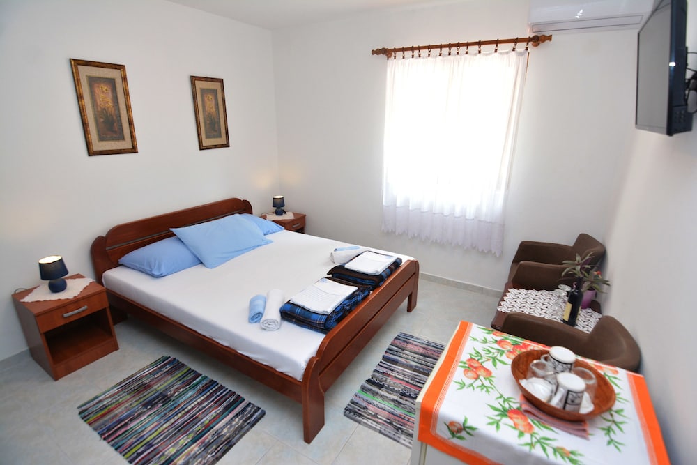 Basic Room