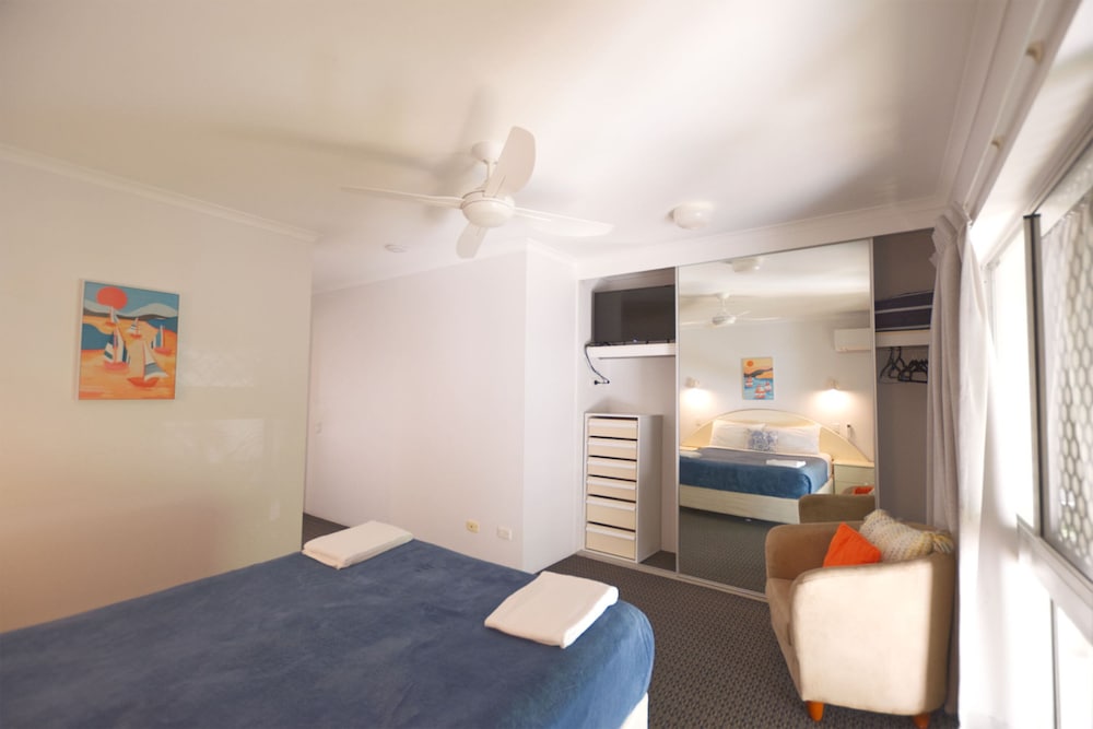 One Bedroom Superior Apartment photo 2