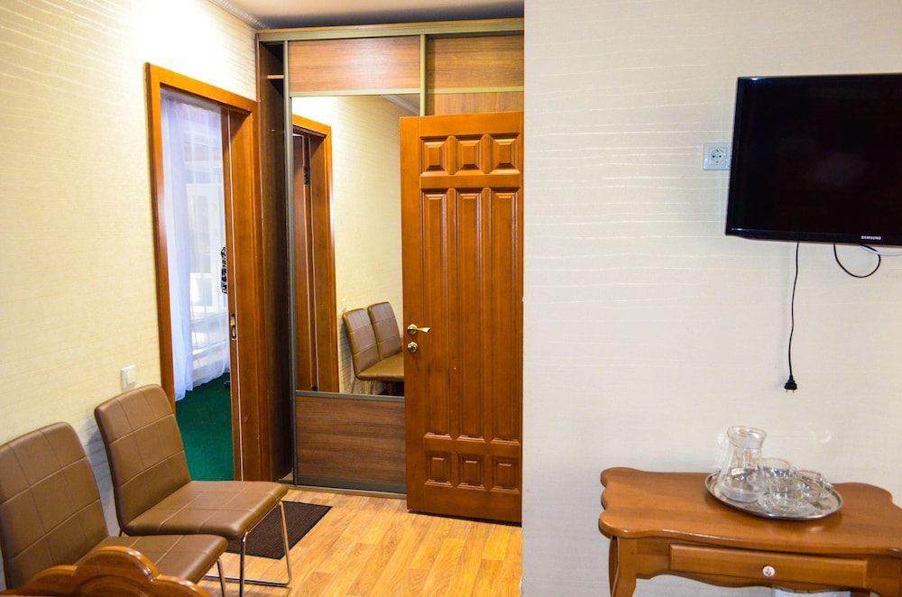 Luxury Triple Room photo 2