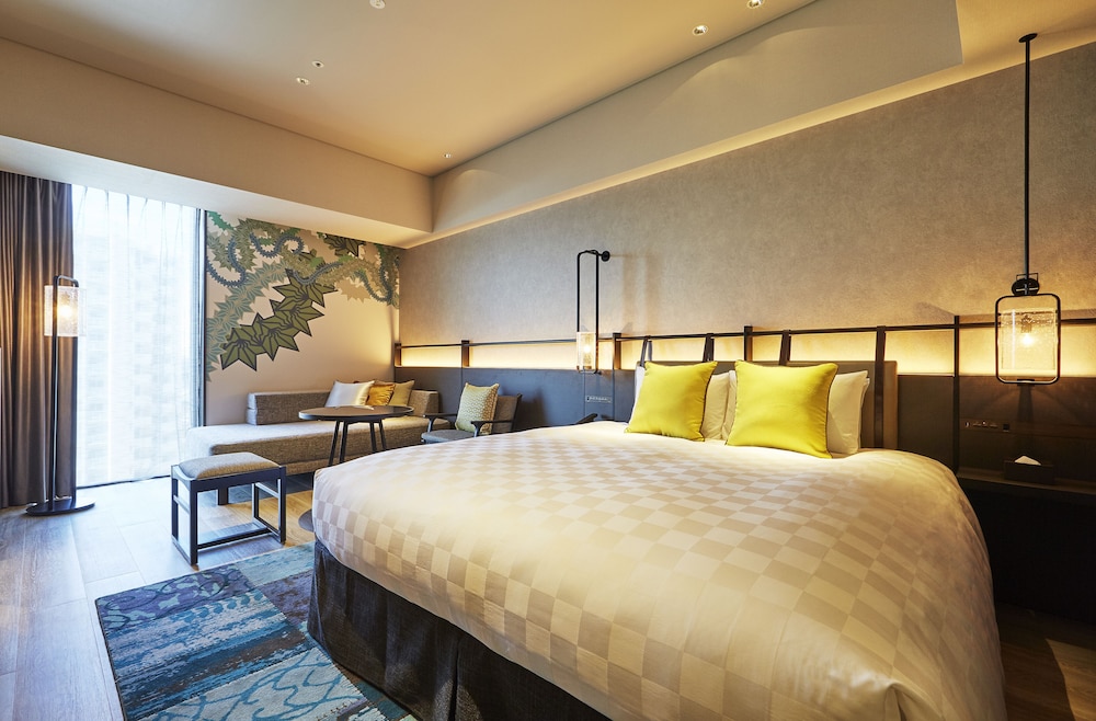 Superior King Room (Single/Double)