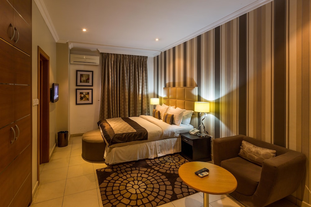 Suite, 1 Bedroom photo 1