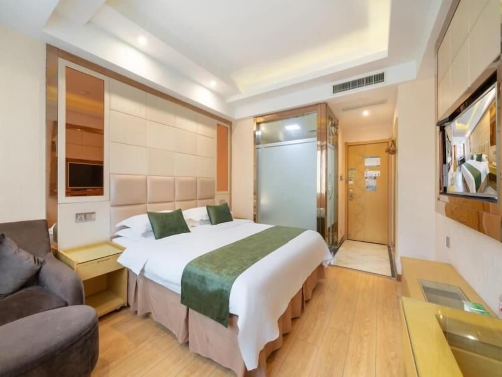 Double Room, Chess photo 2