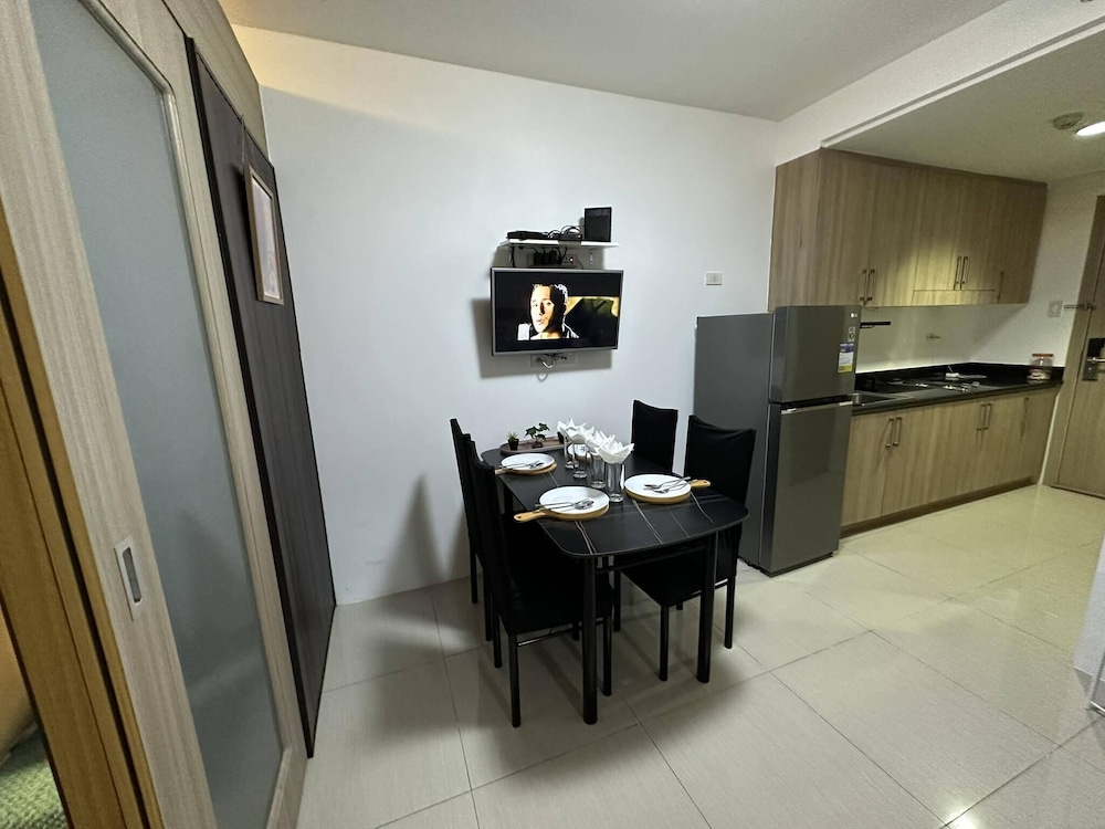 Family Room, Multiple Beds - Photo 35