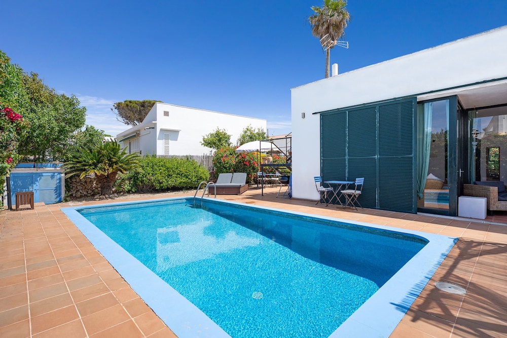 Anana Binisafua Villa With a Pool by the sea, Bild 12