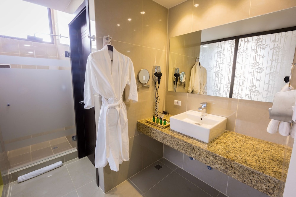 Suite, 1 King Bed, Non Smoking