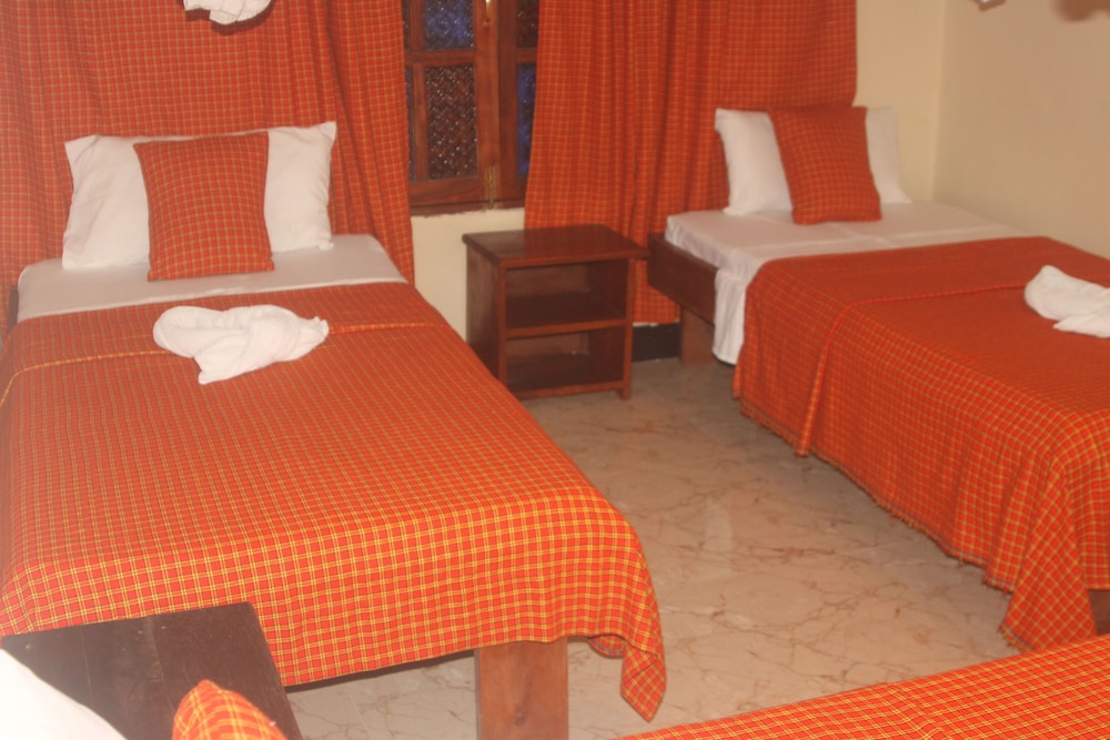 Standard Twin Room photo 2