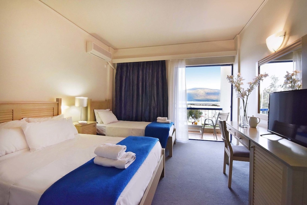 Deluxe Triple Room photo 1