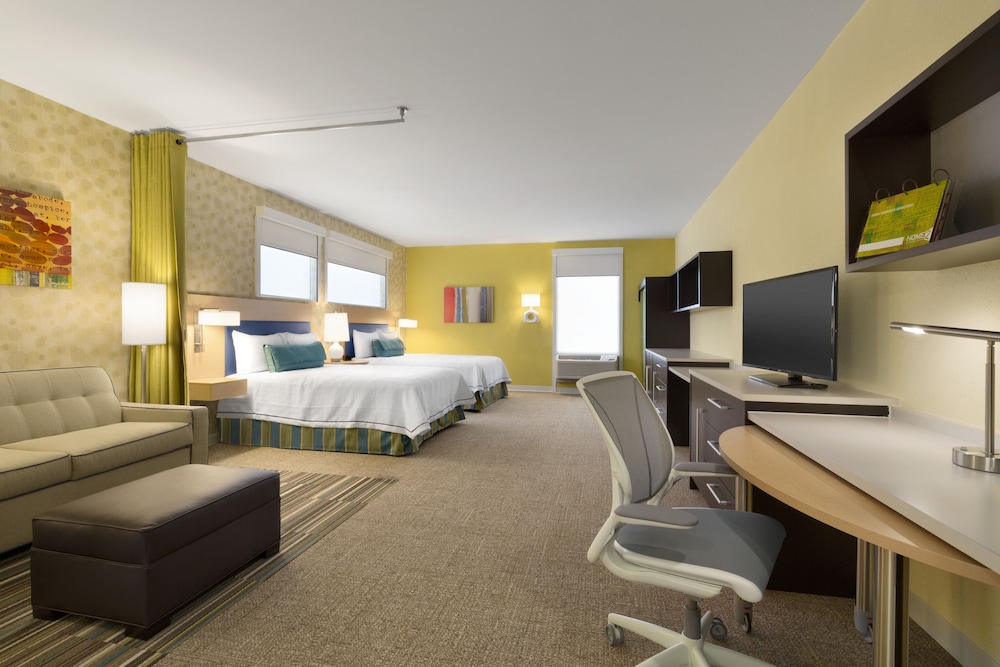 Studio Suite, 2 Queen Beds, Accessible photo 2