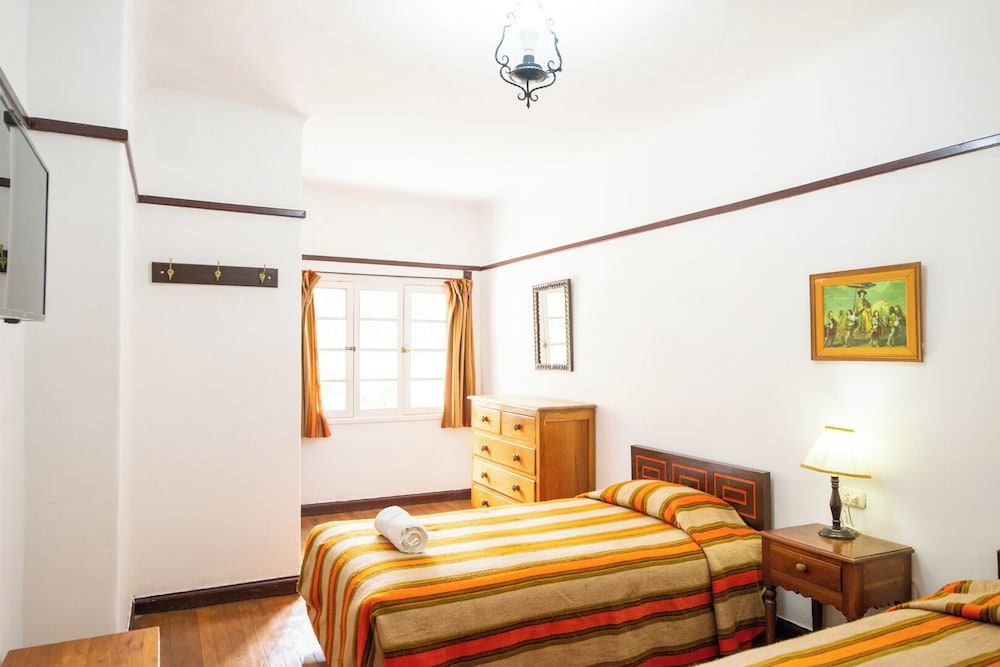 Classic Twin Room, Courtyard View photo 3